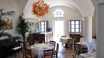 30 years of Selene Restaurant in Santorini